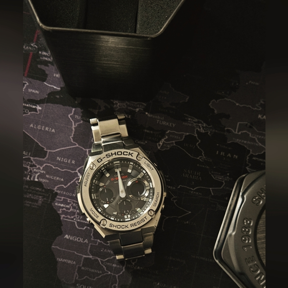 Original shock watch